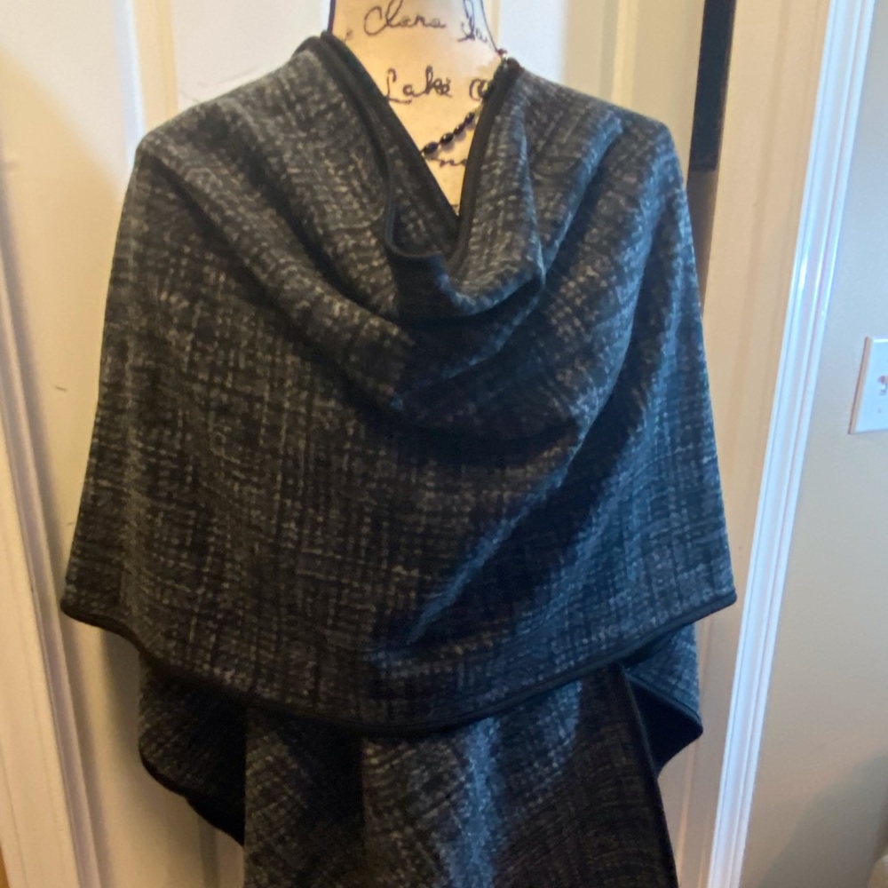 Fashion wrap